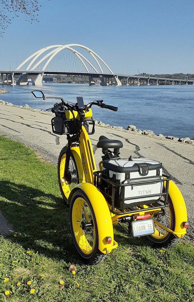 How can dual batteries extend your riding day?